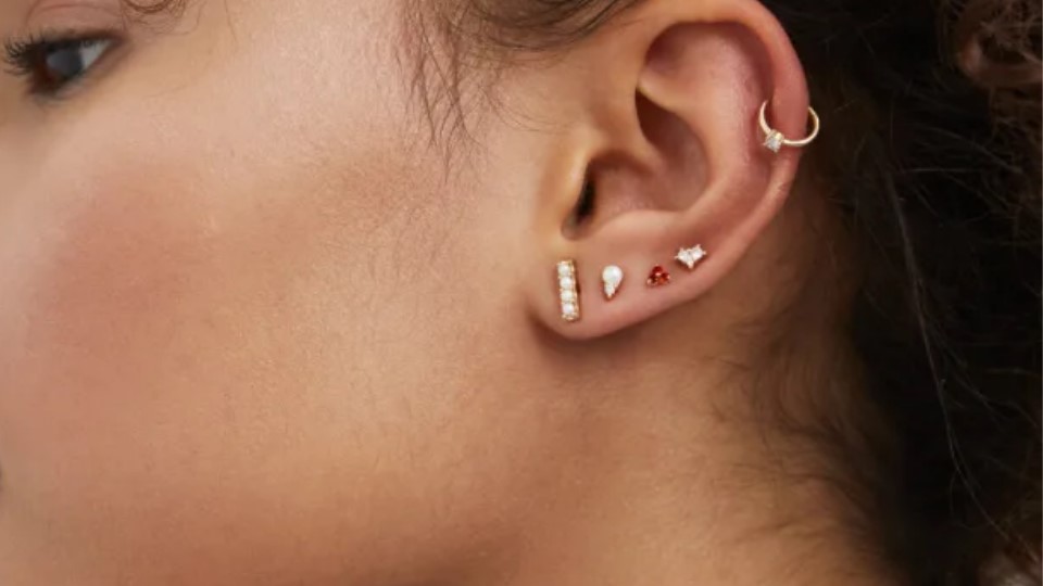 Helix Piercing (2)