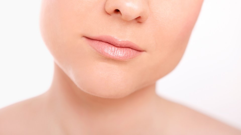 Lip Chin Wax (1)